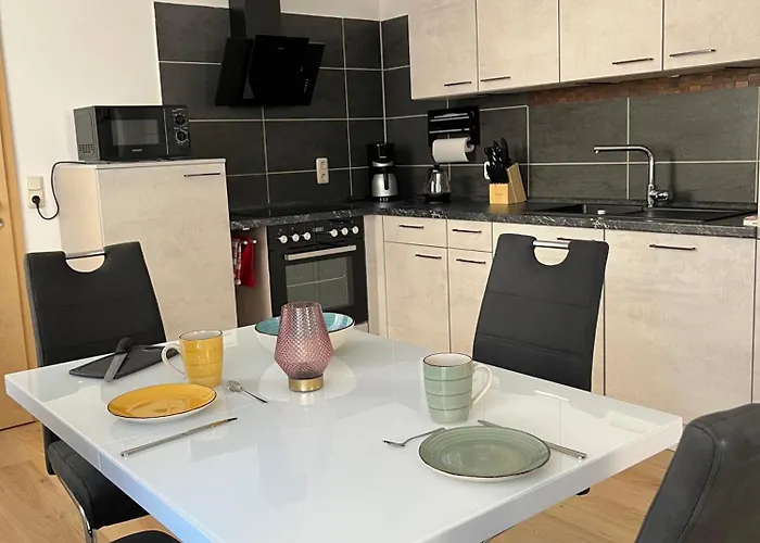 شقة Ferienwohnung Lengenfeld *